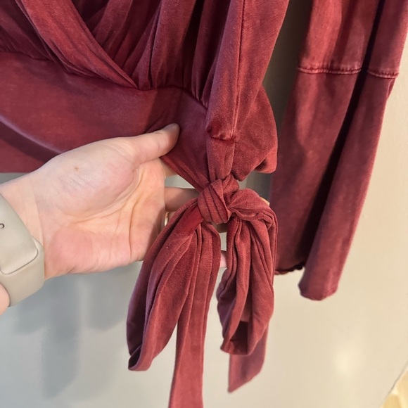 Deletta Red Long Sleeve Wrap Blouse - Picture 3 of 6